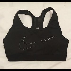 nike sports bra